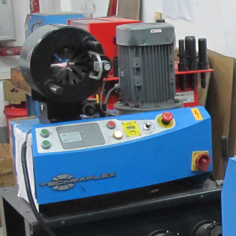 生產(chǎn)車間-軟管總成扣壓機-總成加工設備-泰瑪發(fā)扣壓機-榕明公司廣州倉庫